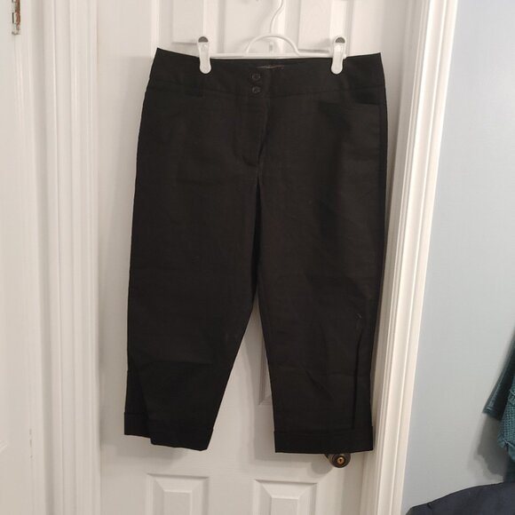 Dressy Bermudas - Picture 1 of 6